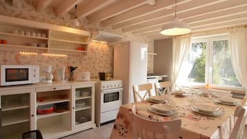 Casa de campo | Cocina privada | Periquera