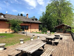 BBQ/picnic Area - Villa Bonelli Bed & Fest (Savigliano)