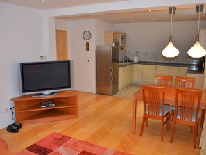 Apartment | Private kitchen | Fridge, microwave, dishwasher, coffee/tea maker - Holiday Home in Rokytnice nad Jizerou near River (Rokytnice nad Jizerou)