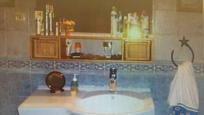 Apartment, 2 Bedrooms | Bathroom sink - F2 Bab Okla (Allyene)