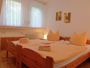 Apartment | 3 bedrooms, individually furnished