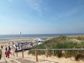 Beach/ocean view - Comfortable Holiday Home for 18 People, 100 m From the Beach of Bergen aan Zee (Bergen aan Zee)