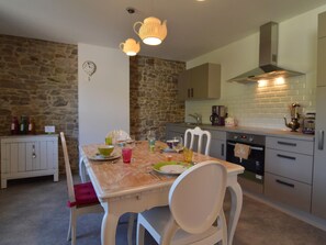 Dining - Holiday Home in Fays With Sauna & Hiking (Manhay)