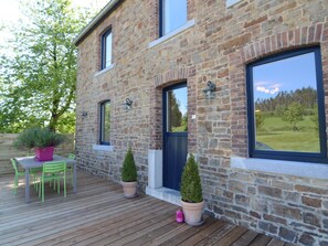 Exterior - Holiday Home in Fays With Sauna & Hiking (Manhay)