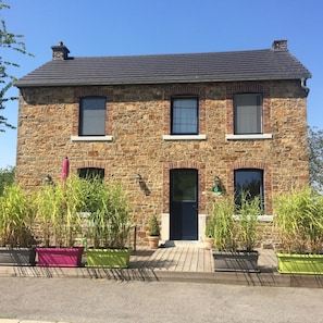 Exterior - Holiday Home in Fays With Sauna & Hiking (Manhay)