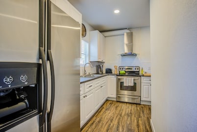 1brlovely Stylish Downtownclose To Everything