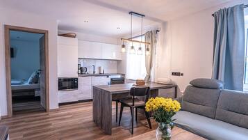 Rumah | Dapur pribadi | Kursi makan untuk bayi