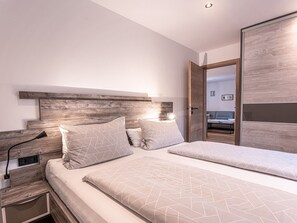 1 bedroom, individually furnished, bed sheets - Ferienhaus mit Sauna in Skigebietsnahe (Drachselsried)