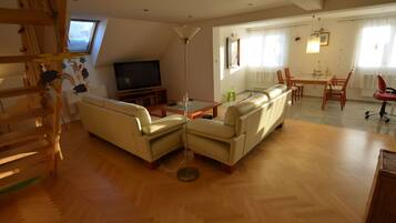 Apartment | Living room