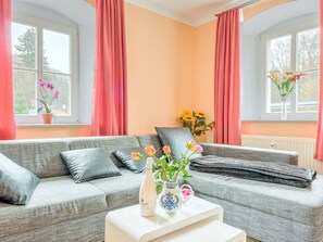 Apartment | Living area