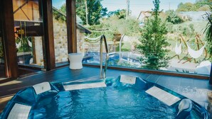 Sauna dan hot tub