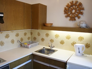 Apartment | Private kitchen | Fridge, oven, highchair