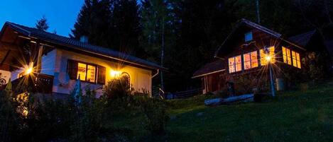 House | Bahagian luar
