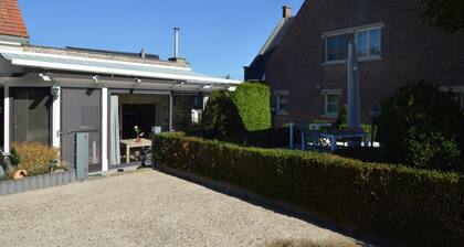 Lavish Villa in Tienen With Terrace & Garden