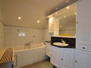 Villa | Bathroom | Bathtub, towels