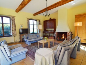 Cottage | Property amenity - Cottage With Tennis Court (Havelange)