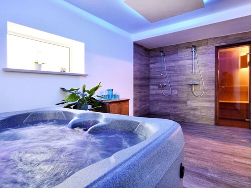 Retreat With Sauna & Games