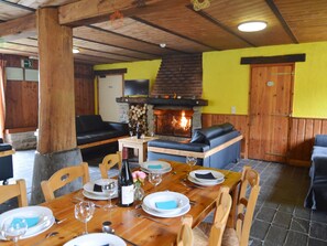 Cottage | Dining - Quaint Cottage In Petite Langlire with Hot Tub (Gouvy)