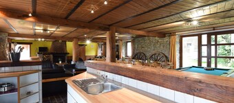 Quaint Cottage In Petite Langlire with Hot Tub