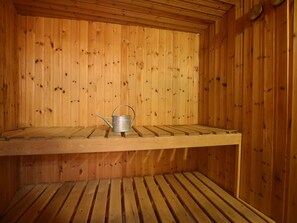 Cottage | Property amenity - Quaint Cottage In Petite Langlire with Hot Tub (Gouvy)