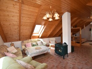 Ferienhaus | Wohnzimmer | Kamin