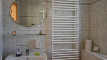 Ferienhaus | Badezimmer | Dusche