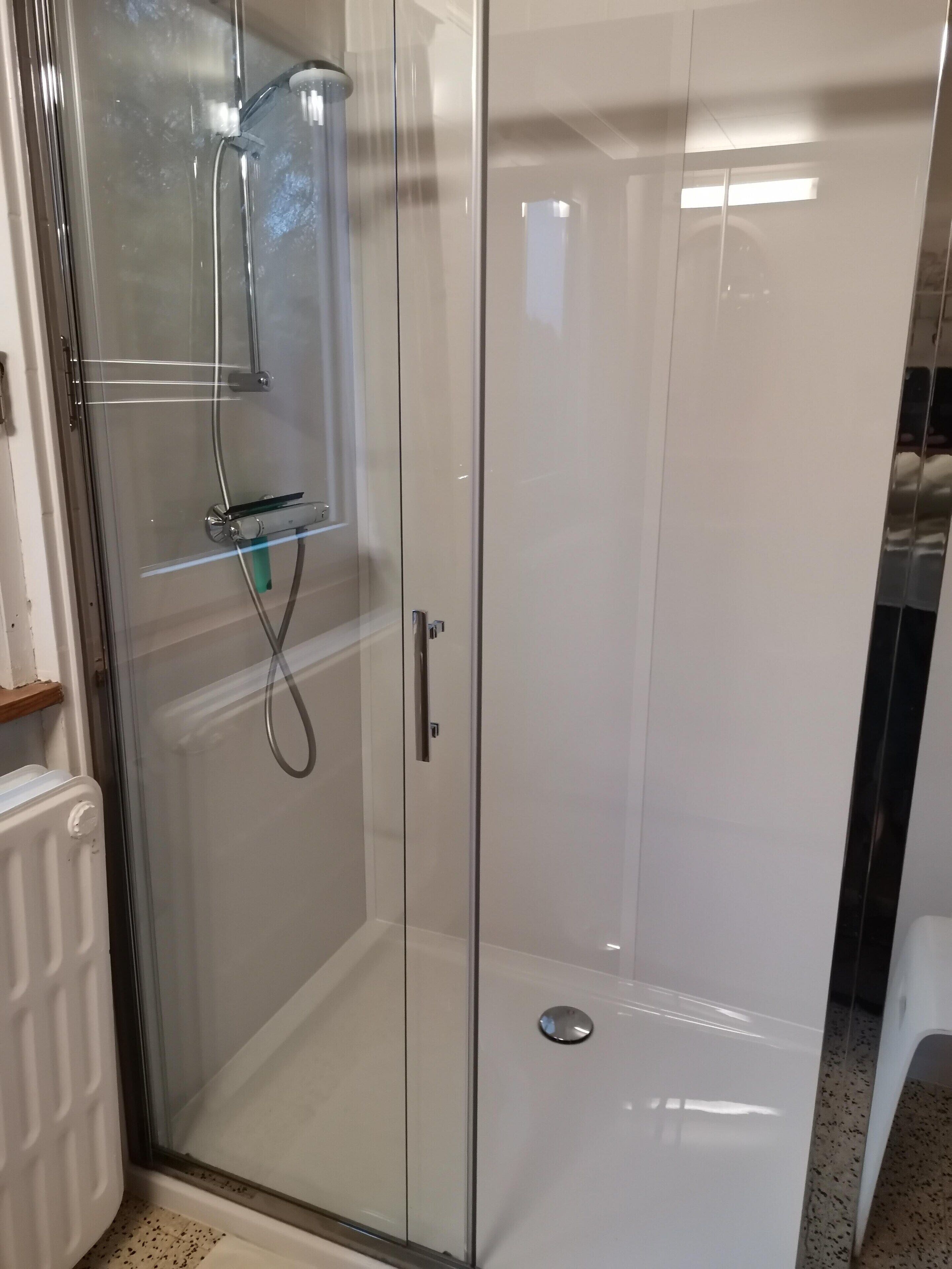 Cottage | Bathroom