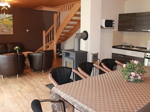 Ferienhaus | Wohnzimmer | Kamin