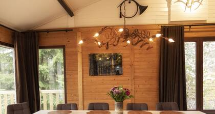 Cosy Chalet in Odeigne with Hot Tub