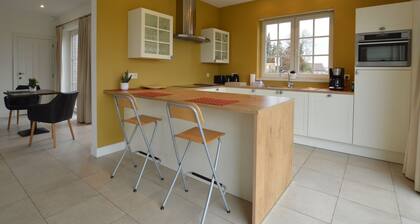 Sint-amands Country Escape