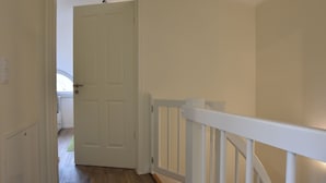 3 bedrooms, individually furnished, bed sheets - Enticing Holiday Home in Rerik With Terrace (Rerik)