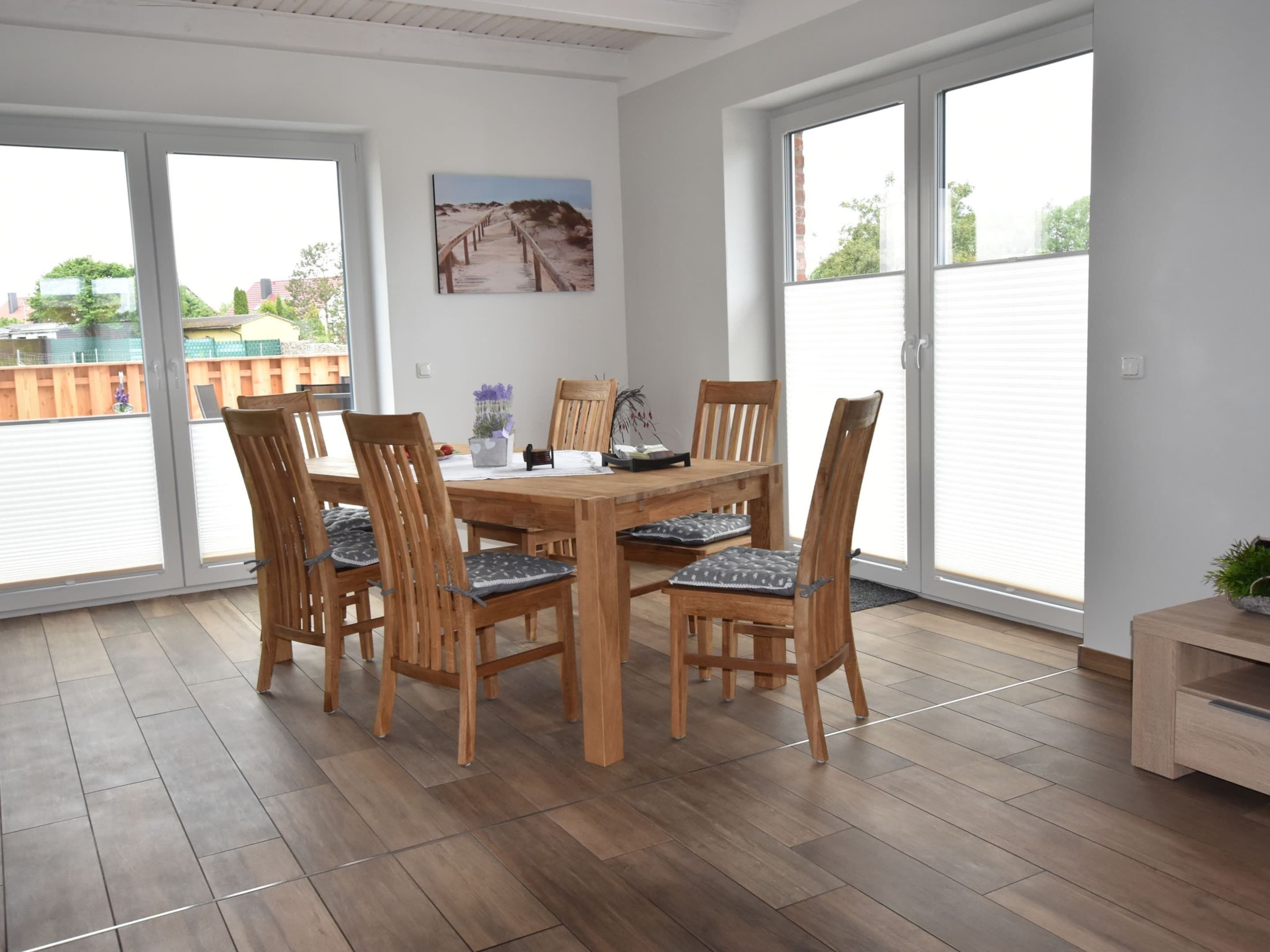 House | Dining