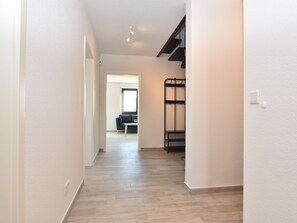 3 Schlafzimmer, individuell eingerichtet, Bettwäsche
