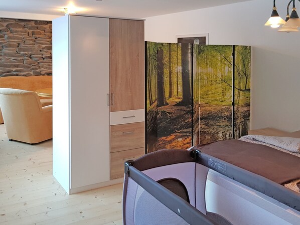 Apartment | 1 bedroom, bed sheets