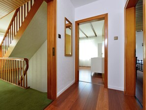 6 bedrooms, individually furnished, bed sheets - Gorgeous Holiday Home in Brilon-wald With Private Terrace (Brilon)