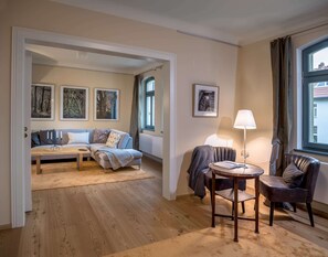 Nhà | Phòng khách | TV