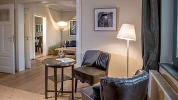 Nhà | Khu phòng khách | TV