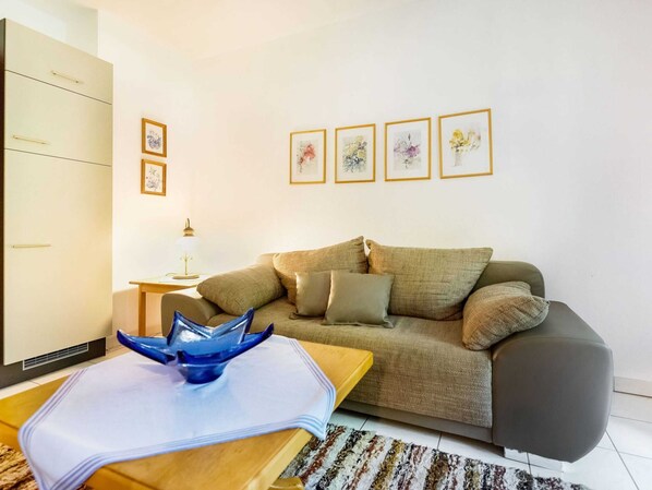 Apartment | Living area