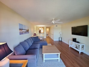 Condo, Multiple Beds, Private Pool, Ocean View | Living room