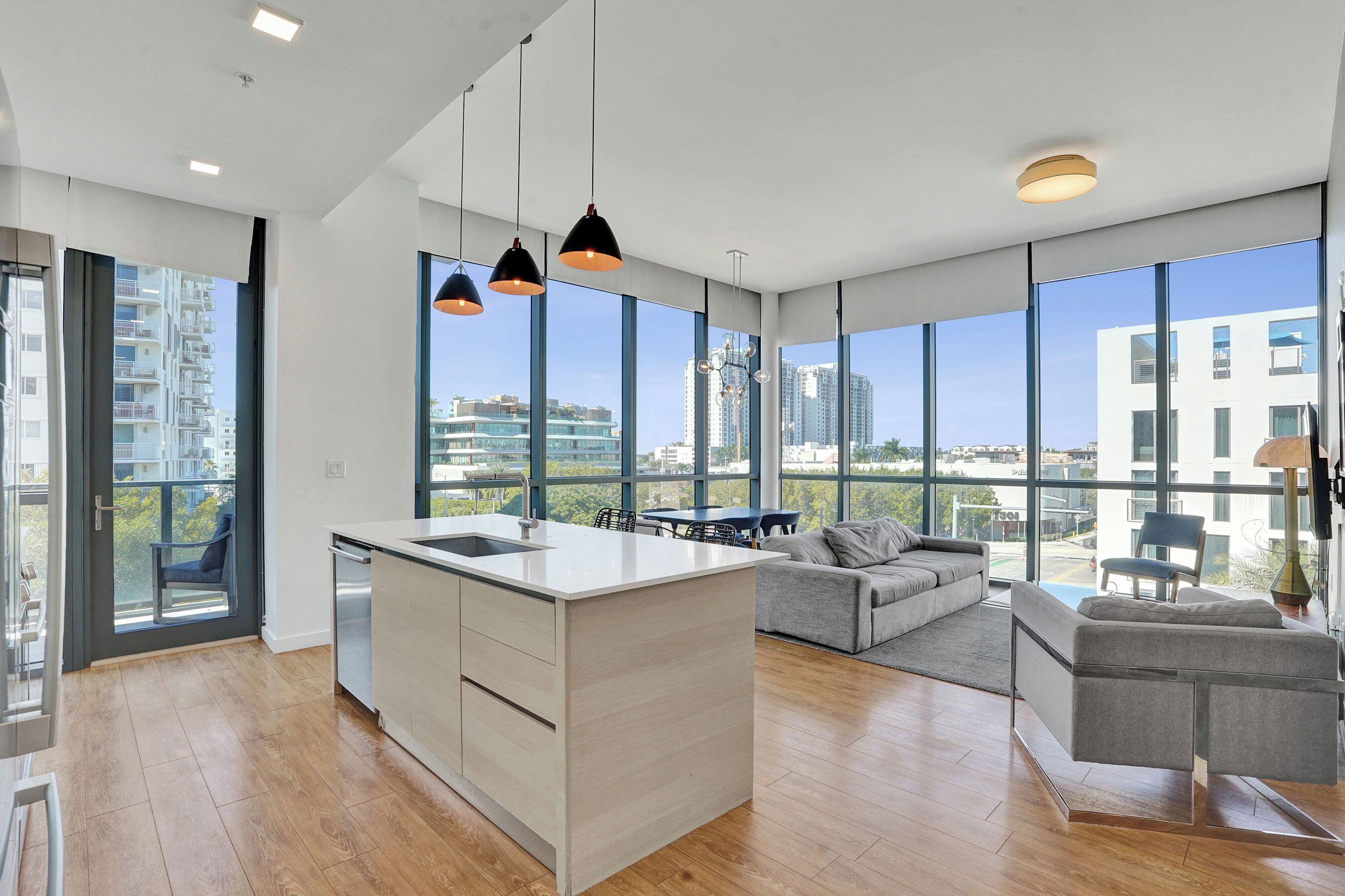 Apartamento panorámico, 3 habitaciones, cocina, vistas a la ciudad | Interior