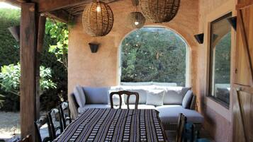 Villa | Balcony