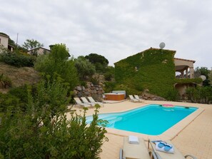 Exterior - Spacious Luxury Villa With Heated Swimming Pool, Jacuzzi, Stunning Views and Plenty of Privacy (Caunes-Minervois)