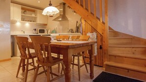 Villa | Dining - Cosy Villa in Roche-le-peyroux With Swimming Pool (Margerides)