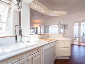 House | Private kitchen - Elegant Seaside Villa in Eze (Èze)