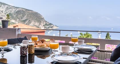 Elegant Seaside Villa in Eze