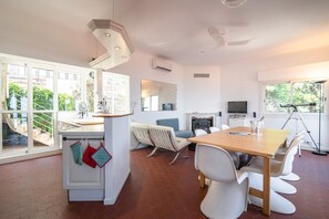 House | Private kitchen - Elegant Seaside Villa in Eze (Èze)