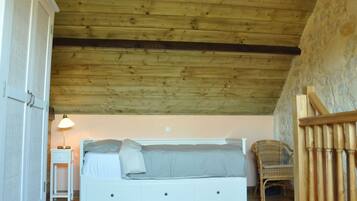 Cottage | Room amenity