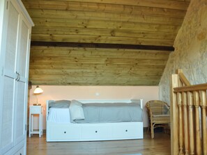 Cottage | Room amenity - Nature Hideaway in St Germain du Pert (Saint-Germain-du-Pert)