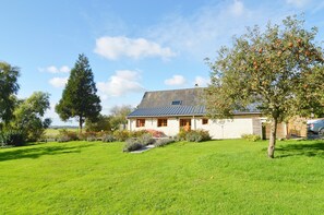 Cottage | Exterior - Nature Hideaway in St Germain du Pert (Saint-Germain-du-Pert)