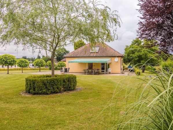 Exterior - Holiday Home Near Monbazillac Castle (Saint-Nexans)